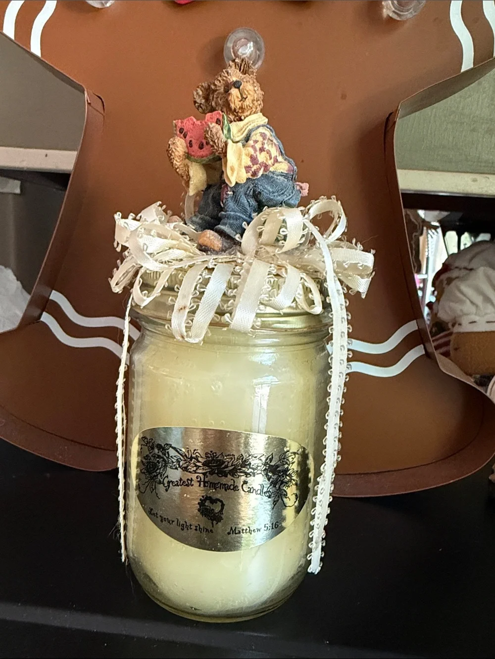Hand-Poured Cream Soy Oatmeal Honey Candle Jar with Decorative Bear Lid